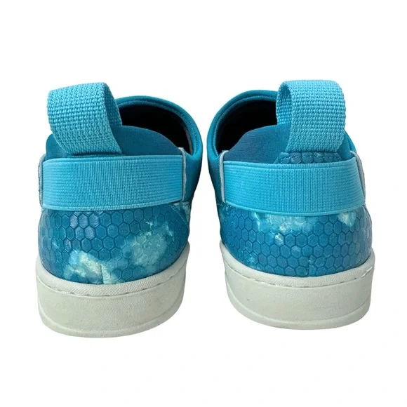 NWOT SoftWalk Maya Snakeskin Print Waterproof Slip-On Sneaker in Blue Waves 8.5 - Picture 8 of 16